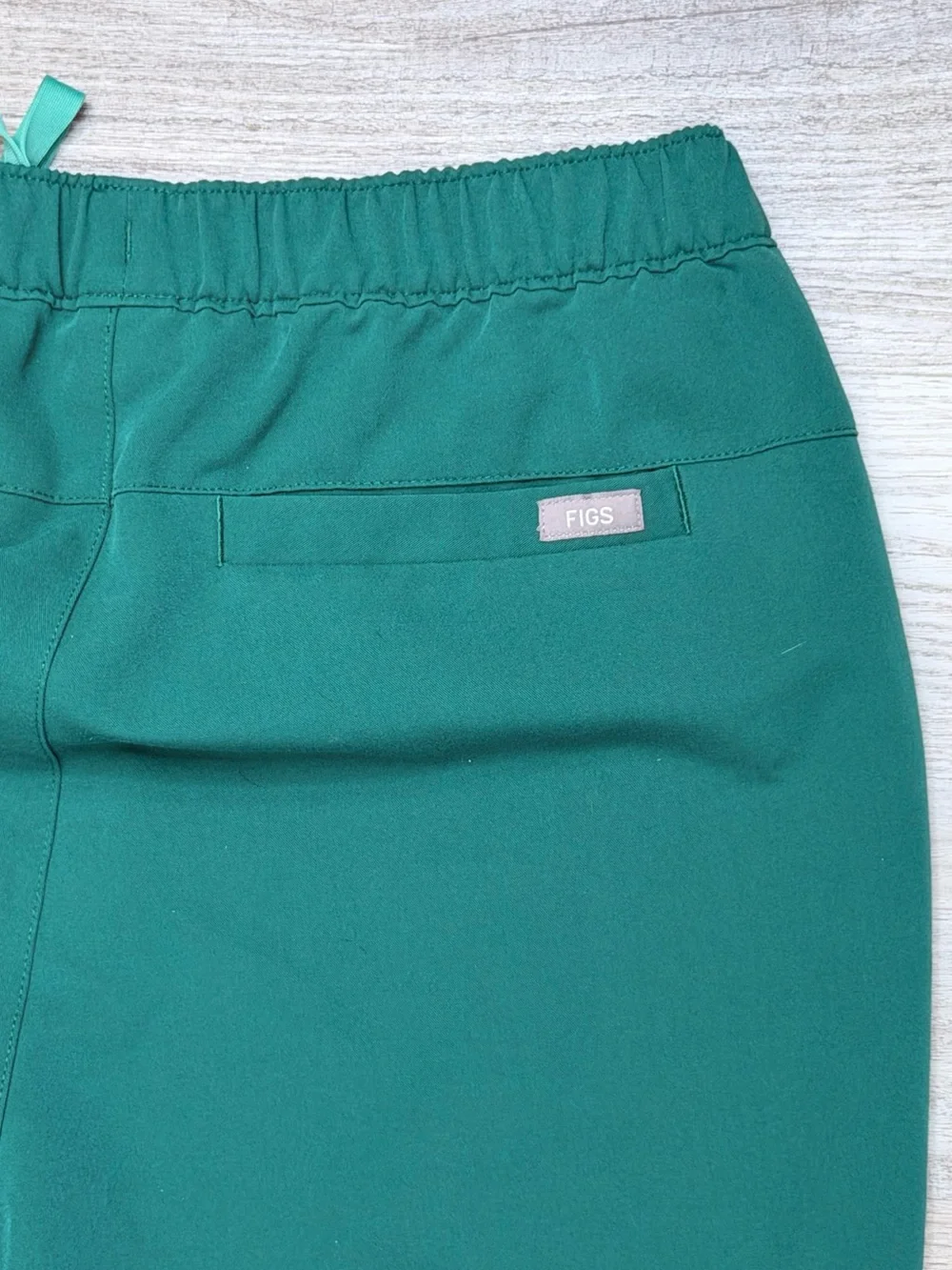 Figs Tansen Casual Scrub Pant Hunter Green Mint Green Ties Mens Size S